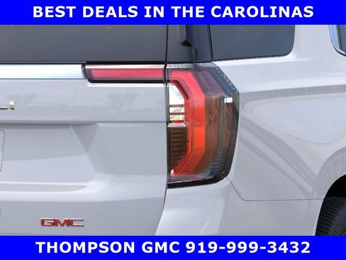 New 2026 GMC Yukon Denali w/ Sun & Power Step Package AWD/4WD image 14