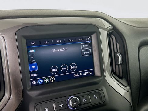 Used 2021 Chevrolet Silverado 1500 Custom image 19