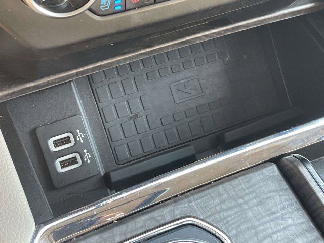 Used 2018 Ford Expedition Limited w/ Equipment Group 302A RWD image 29
