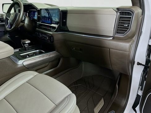 Used 2025 Chevrolet Silverado 1500 LTZ w/ LTZ Premium Texas Edition image 26