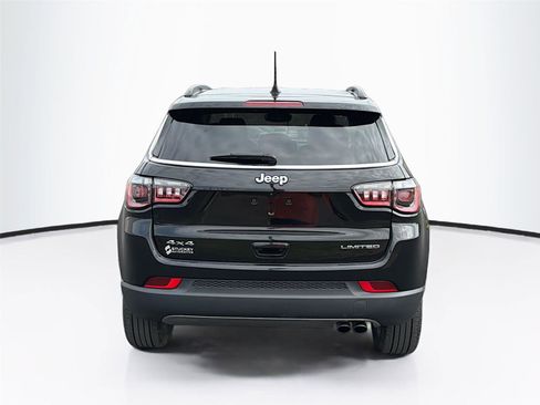 Used 2022 Jeep Compass Limited AWD/4WD image 6
