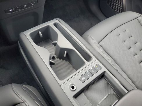 New 2026 Kia EV9 Wind image 27