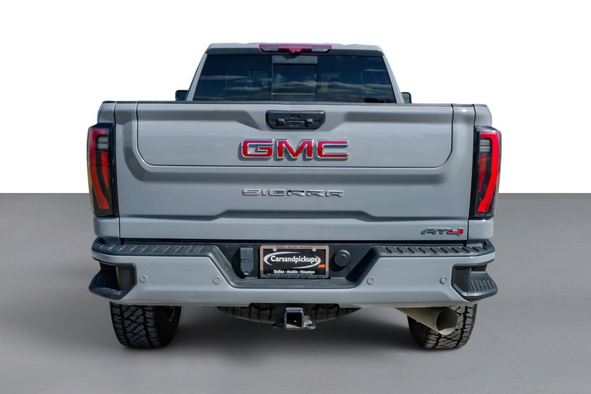 Used 2024 GMC Sierra 2500 AT4X AWD/4WD image 9