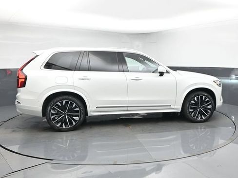 New 2026 Volvo XC90 B6 Plus w/ Protection Package Premier AWD/4WD image 9