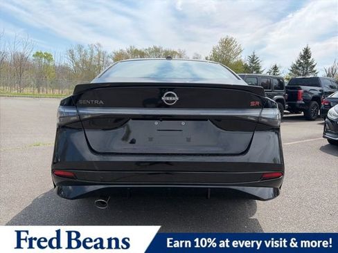 New 2026 Nissan Sentra SR w/ Floor Mat Package FWD image 7