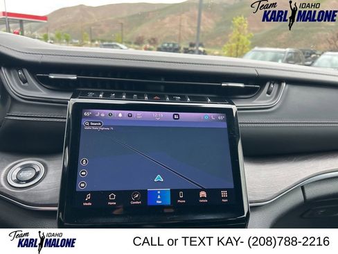 Used 2021 Jeep Grand Cherokee L Overland w/ Luxury Tech Group IV AWD/4WD image 35