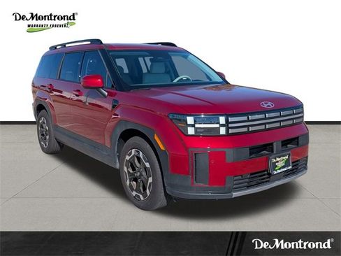 Used 2025 Hyundai Santa Fe SEL image 3