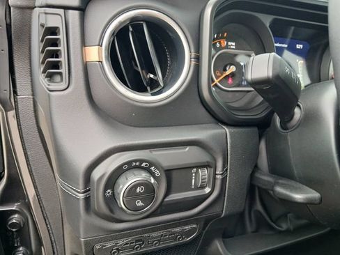 New 2026 Jeep Gladiator Sport AWD/4WD image 28