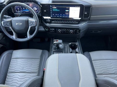 Used 2024 Chevrolet Silverado 1500 ZR2 w/ Technology Package image 16