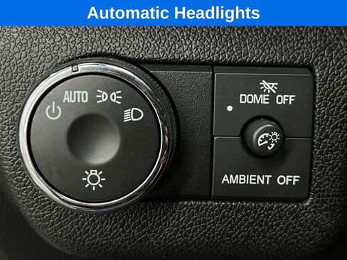 Used 2016 GMC Acadia SLE FWD image 17