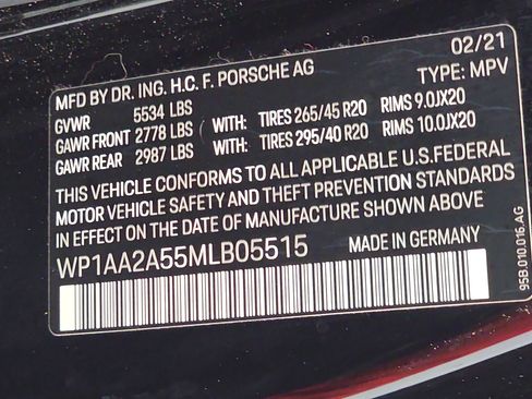 Used 2021 Porsche Macan AWD/4WD image 36