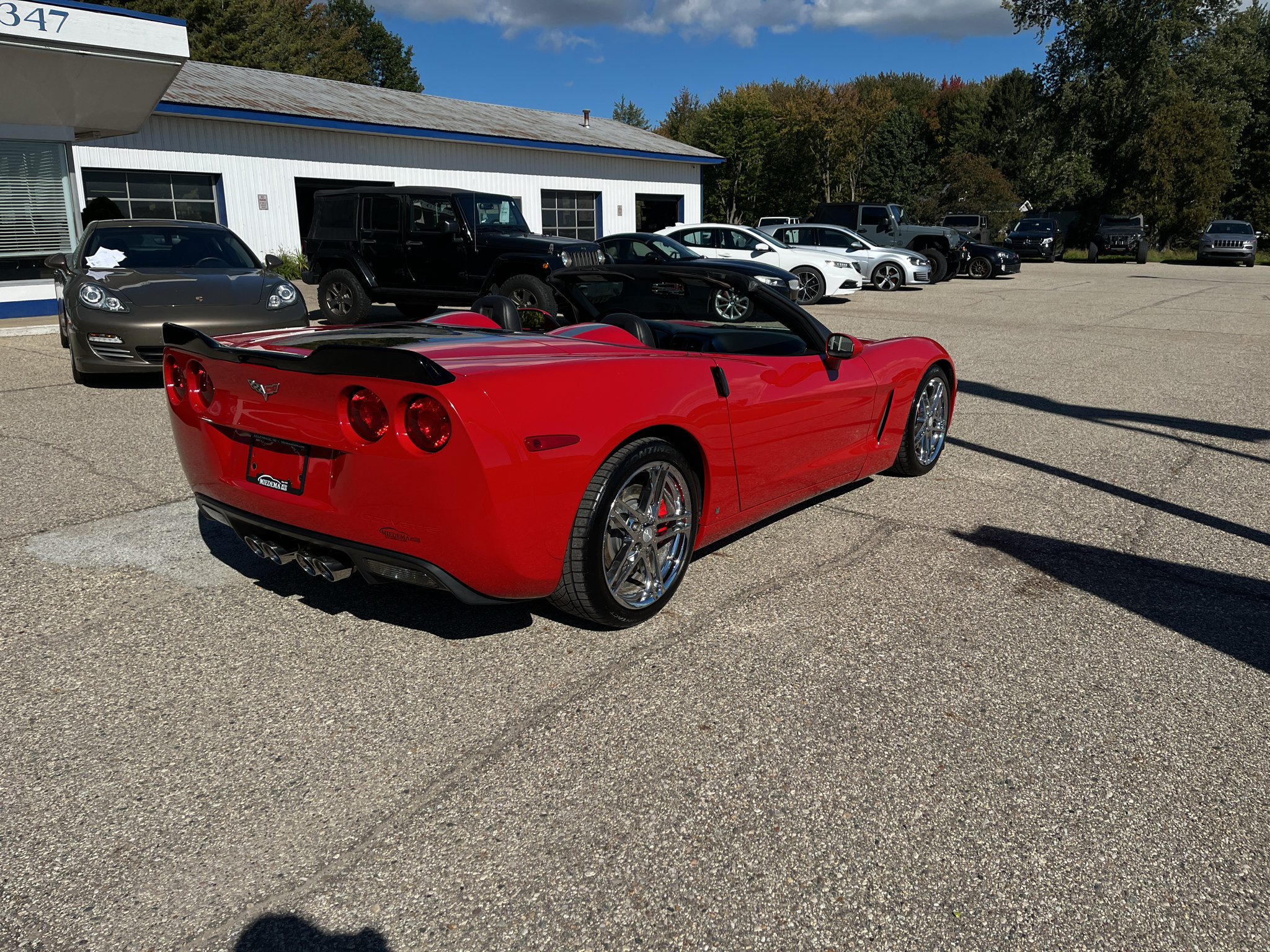 Used 2007 Chevrolet Corvette Convertible w/ Preferred Equipment Group RWD image 32