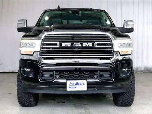 Used 2024 RAM 2500 Laramie AWD/4WD image 3