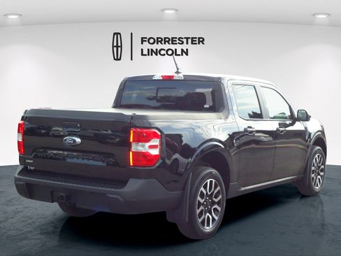Used 2024 Ford Maverick Lariat FWD image 3