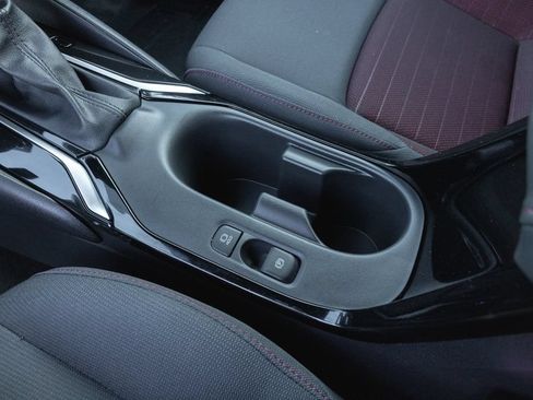 Certified 2025 Toyota Corolla SE FWD image 21