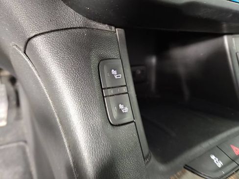 Used 2017 GMC Acadia SLE AWD/4WD image 27