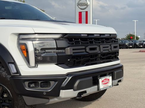 Used 2025 Ford F150 Raptor AWD/4WD image 3