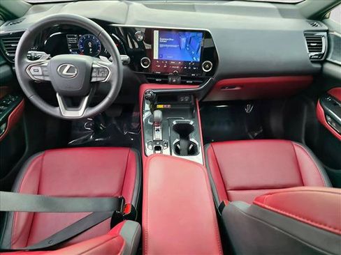 Used 2025 Lexus NX 250 FWD w/ Towing Package (2000 Lbs) image 18