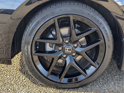 Certified 2024 Honda Civic Sport image 9