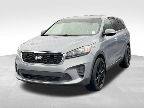 Used 2019 Kia Sorento L image 8