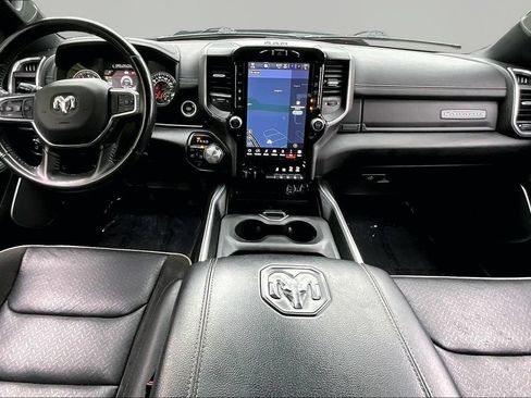 Used 2023 RAM 1500 Laramie AWD/4WD image 7
