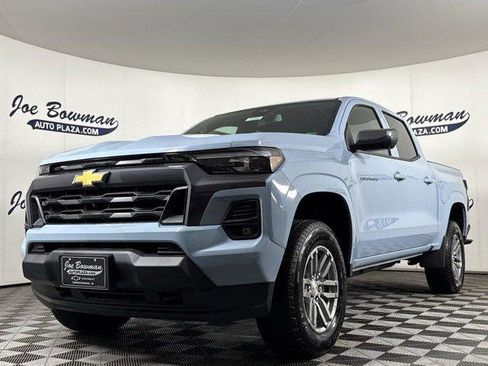 New 2025 Chevrolet Colorado LT w/ LT Convenience Package image 3