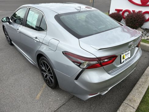Certified 2023 Toyota Camry SE w/ Cold Weather Package AWD/4WD image 6