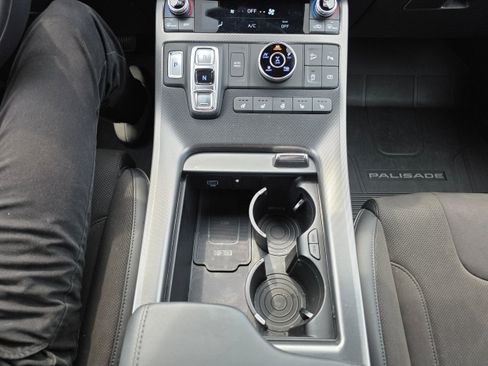 Used 2025 Hyundai Palisade Calligraphy AWD/4WD image 14