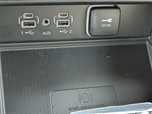 New 2025 Jeep Grand Cherokee Limited image 23