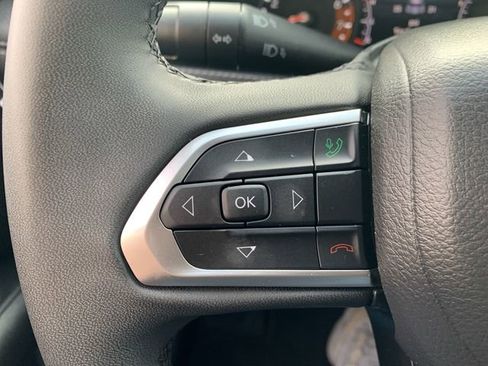 Used 2023 Jeep Compass Altitude image 28