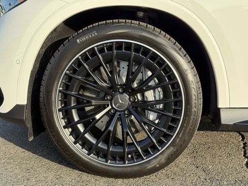 New 2026 Mercedes-Benz GLC 43 AMG 4MATIC image 18