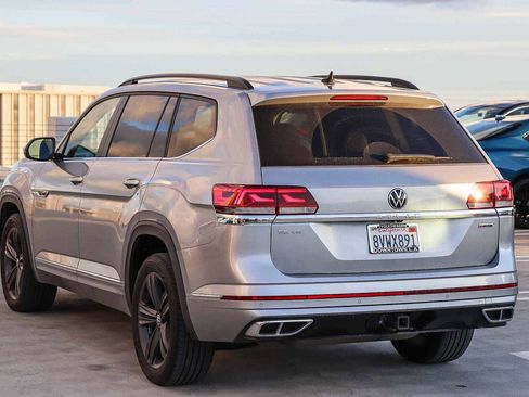 Used 2021 Volkswagen Atlas SE w/ Towing Package image 6