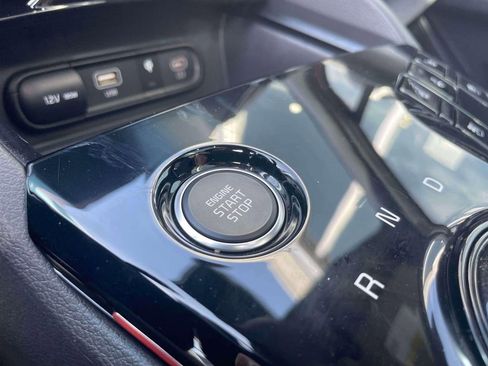 Used 2025 Kia Sportage X-Line Prestige image 30