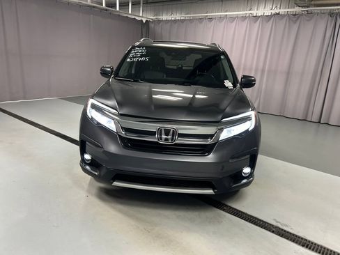 Used 2022 Honda Pilot Touring image 2