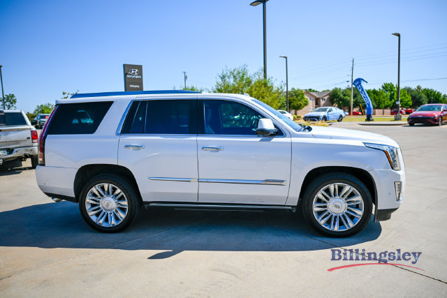 Used 2017 Cadillac Escalade Platinum AWD/4WD image 6