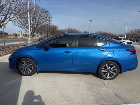 Used 2024 Nissan Versa SV w/ Trunk Package image 6