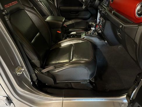 Used 2020 Jeep Gladiator Rubicon image 30