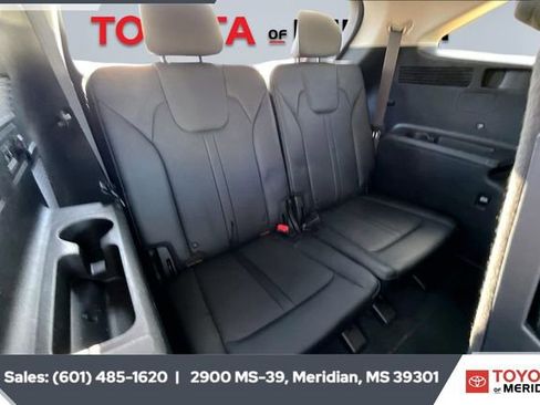 Used 2021 Kia Sorento S image 21