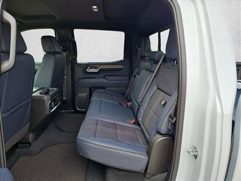 New 2026 Chevrolet Silverado 1500 High Country w/ Technology Package AWD/4WD image 16