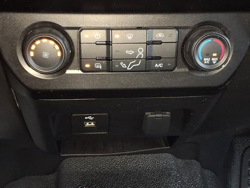 Certified 2020 Ford F250 XL w/ Power Equipment Group image 17