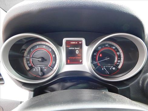 Used 2016 Dodge Journey SE w/ Flexible Seating Group FWD image 17