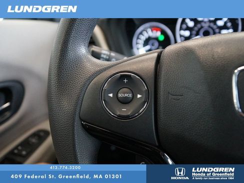 Used 2018 Honda HR-V LX image 19