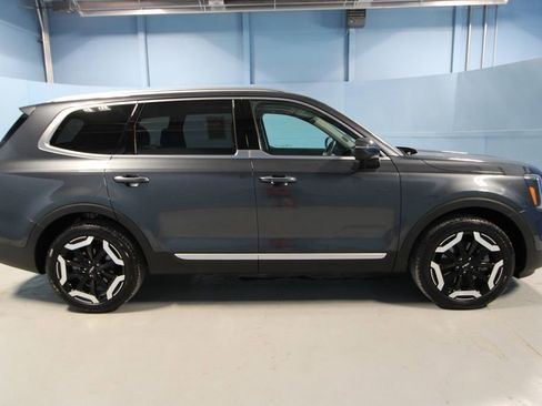 Used 2024 Kia Telluride S w/ S Sunroof Package image 38