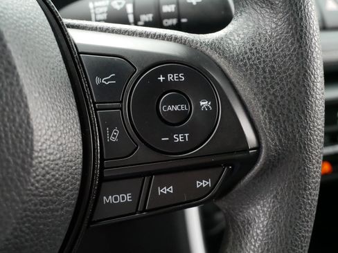 Certified 2025 Toyota RAV4 XLE image 25