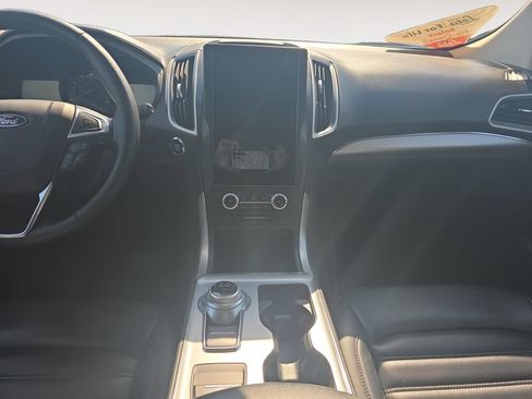 Used 2022 Ford Edge SEL AWD/4WD image 10
