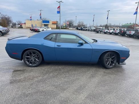 Used 2021 Dodge Challenger R/T w/ Blacktop Package image 12