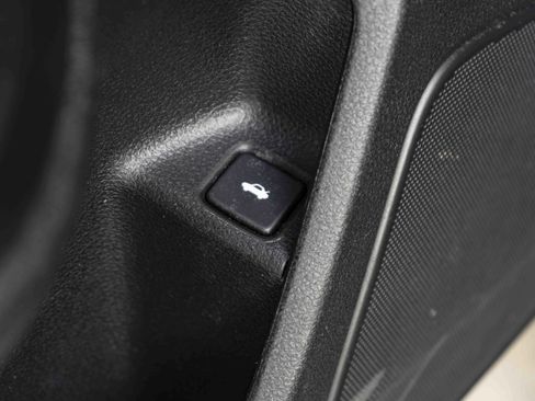 Used 2020 Honda Insight EX image 37