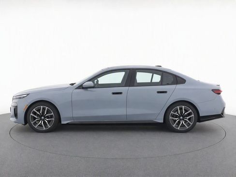 Used 2026 BMW 740i xDrive AWD/4WD image 36
