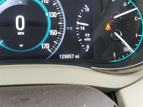 Used 2015 Buick LaCrosse Leather image 12