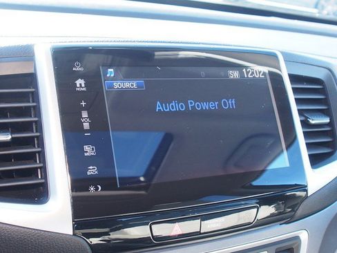 Used 2018 Honda Pilot EX-L image 25